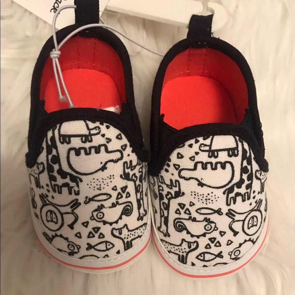NWT 3-6M Baby Crib Shoes